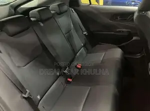 Toyota Prius U Hybrid New Shape 2023