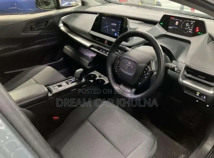 Toyota Prius U Hybrid New Shape 2023