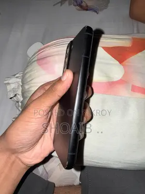 Samsung Galaxy S22 (ব্যবহৃত)