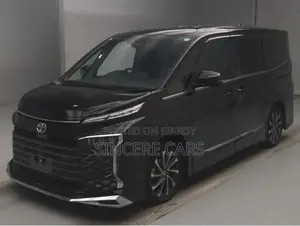 Toyota Voxy S-Z HYB BODYKIT/360 2023