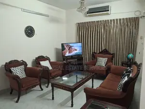 গুলশান ২-এ ভালো মানের ৩ বেডরুমের ফুল ফার্নিশড ফ্ল্যাট ভাড়া