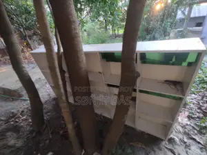 এই রেক দুইটা বিক্রি করা হবে ১০ ফিট করে আছে