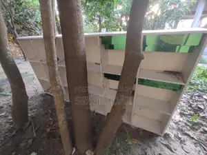 এই রেক দুইটা বিক্রি করা হবে ১০ ফিট করে আছে