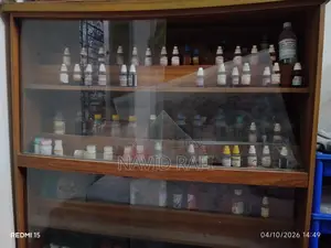 ঔষধ এর রেক সুলভ মূল্যে বিক্রি হবে