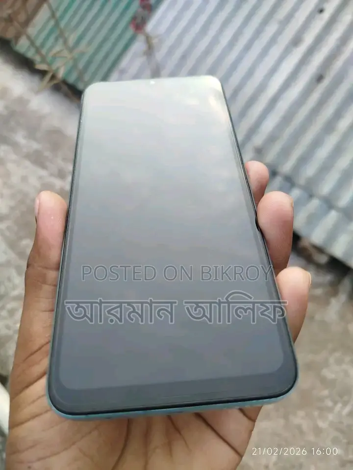 Realme C33 ৪+১ জিবি র‍্যাম ৬৪ জিবি রম (ব্যবহৃত)