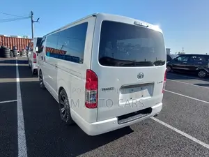 Toyota Hiace Super GL Dark Prime2 2021