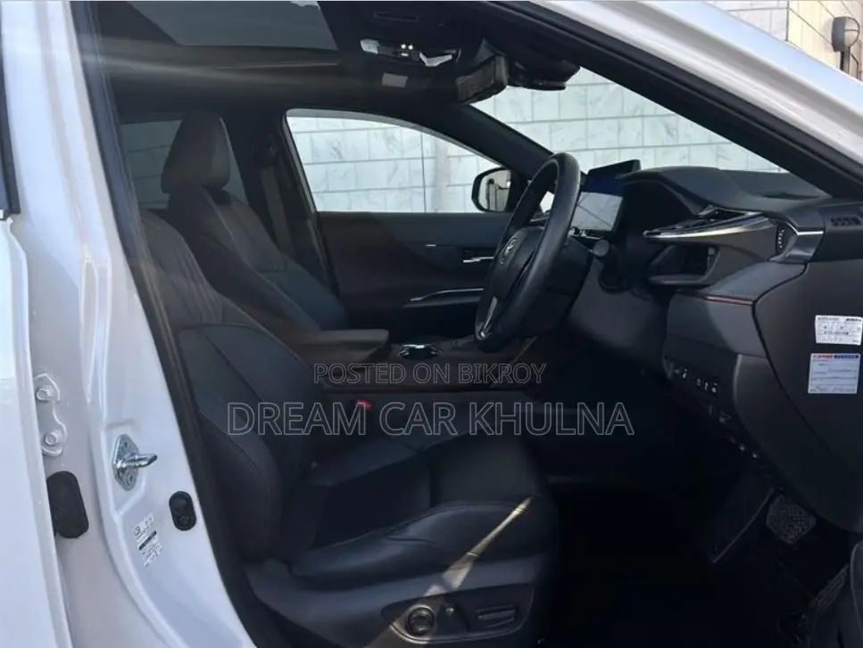 Toyota Harrier Z Leather Bodykit 2023