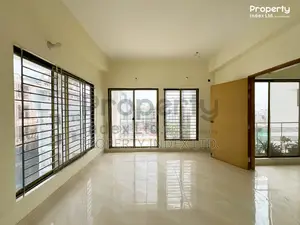 Flat for Sale! 2400 sqft Apartment at Bashundhara R/A, J Block