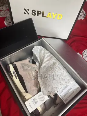 Jordan 4 A Ma Maniere