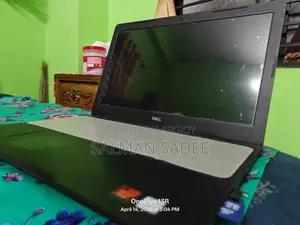 Dell Inspiron 3580 Processor: Intel Core i7 (8th Gen)