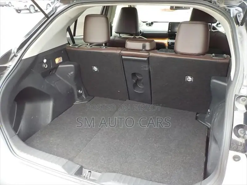 Toyota Yaris Cross Z Pearl/Black 2Tone 2020