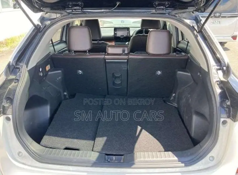 Toyota Yaris Cross Z Pearl/Black 2Tone 2020