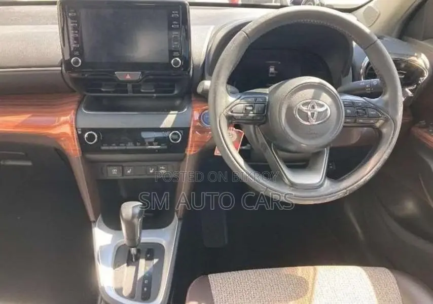 Toyota Yaris Cross Z Pearl/Black 2Tone 2020