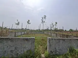 বাউন্ডারি করা ৩ কাঠা প্লট বিক্রয় সেক্টর ২৩