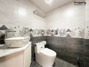 Apartment for Sale! 2,315 sqft at Bashundhara R/A, Block E