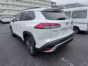 Toyota Corolla Cross Z Pearl Full Option 2022