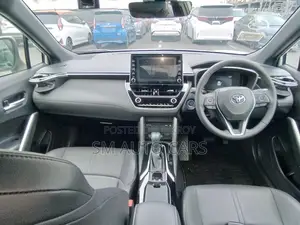 Toyota Corolla Cross Z Pearl Full Option 2022