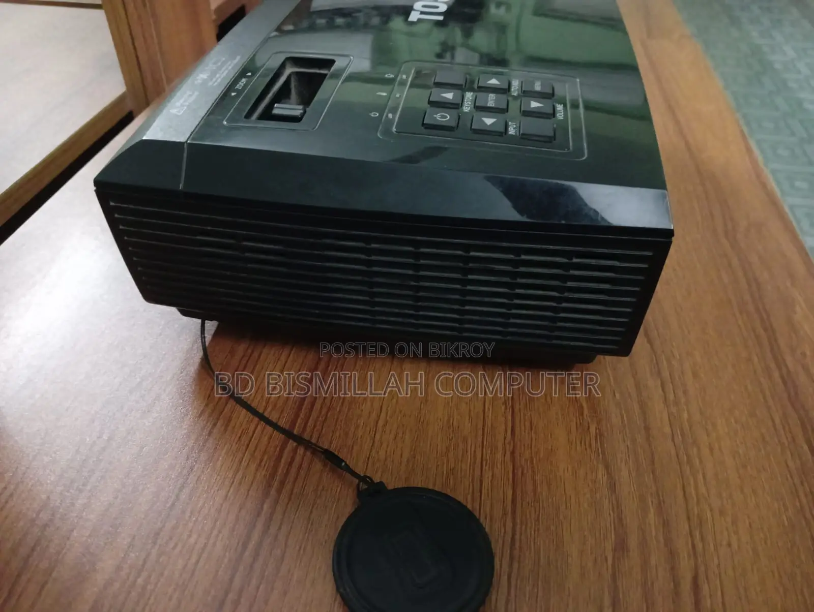 Toshiba Full Fresh Projector For School, College & Coaching