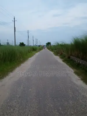 সেক্টর-১৫/বি, উত্তরা-তে ৬০ ফুট রাস্তার পাশে ৩ কাঠার পার্ক ইস্ট প্লট