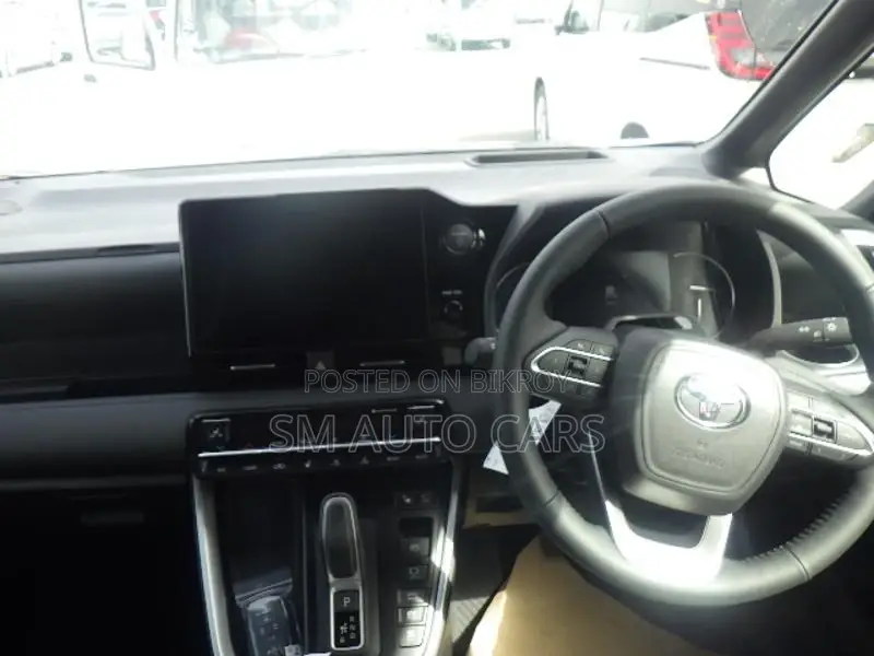 Toyota Voxy Hybrid SZ Pearl New 2026