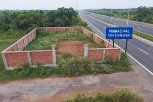 ৫৪/৫৪ফিট কর্নার ৭.৫ কাঠা নর্থ ও ইস্ট সেক্টর : ১