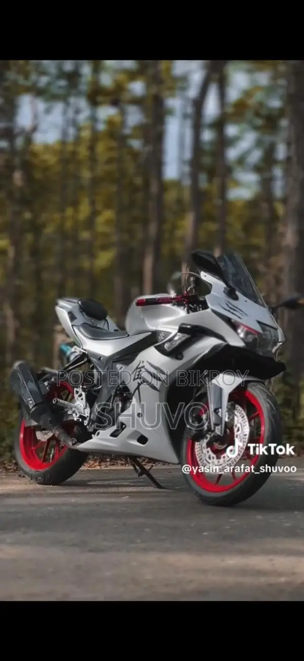 Suzuki GSX R150 ABS . 2022