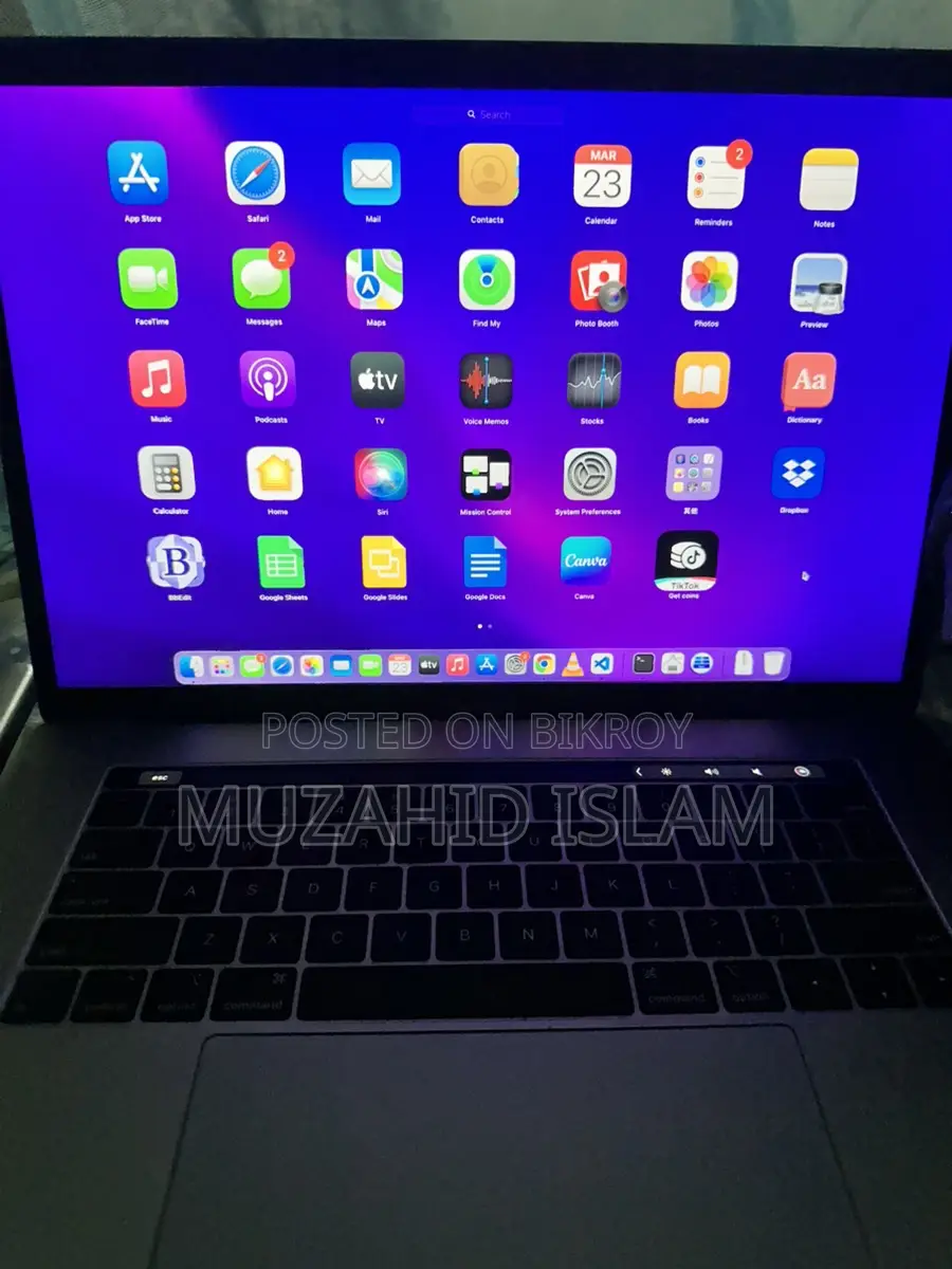 MacBook Pro 2018 i7 32GB 4GB 256GB TouchBar 4TypeC