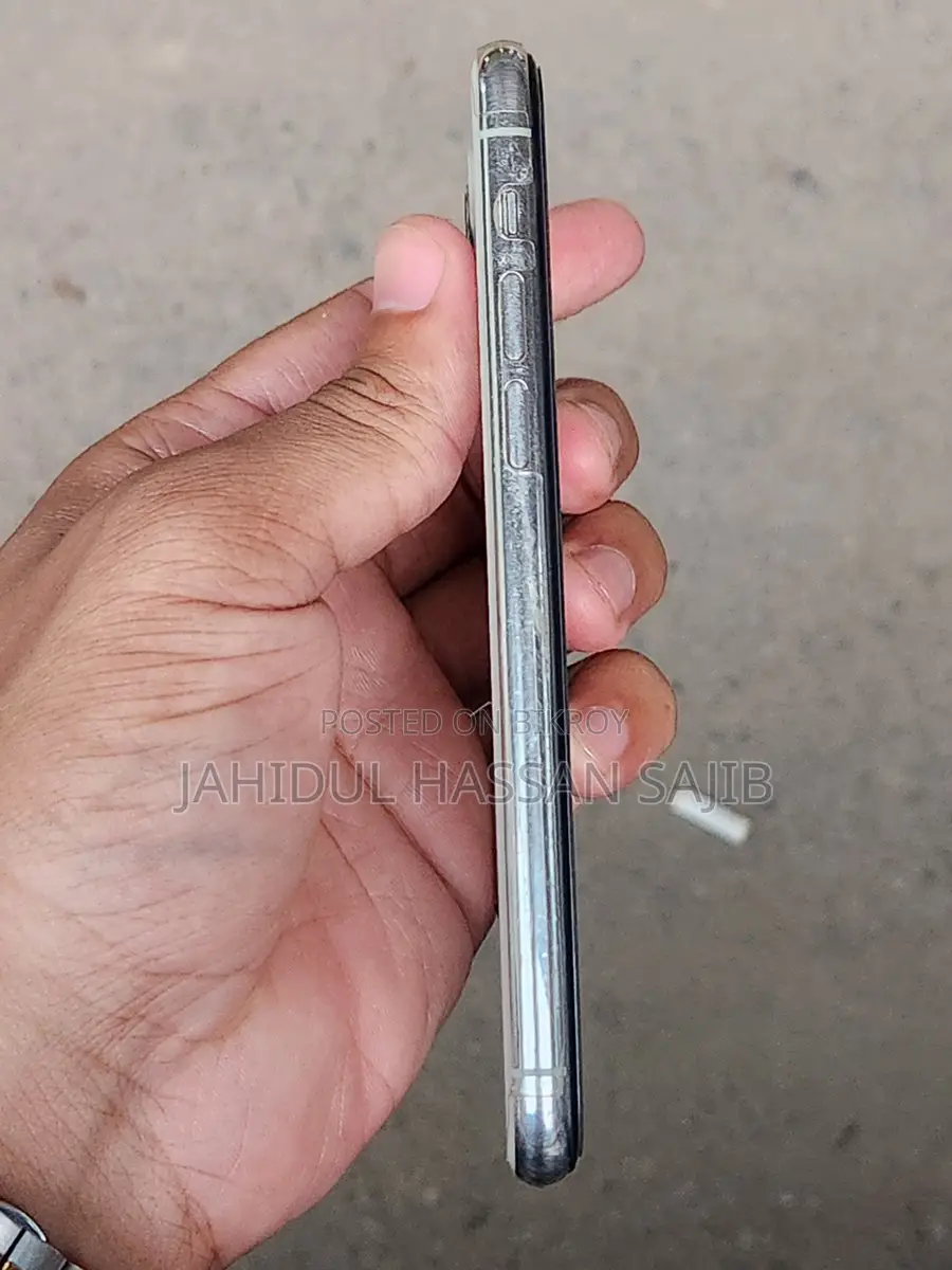 Apple iPhone 11 Pro (Used)