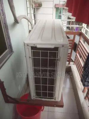 Urgent Sale: Singer 1.5 Ton Inverter AC (Silver)