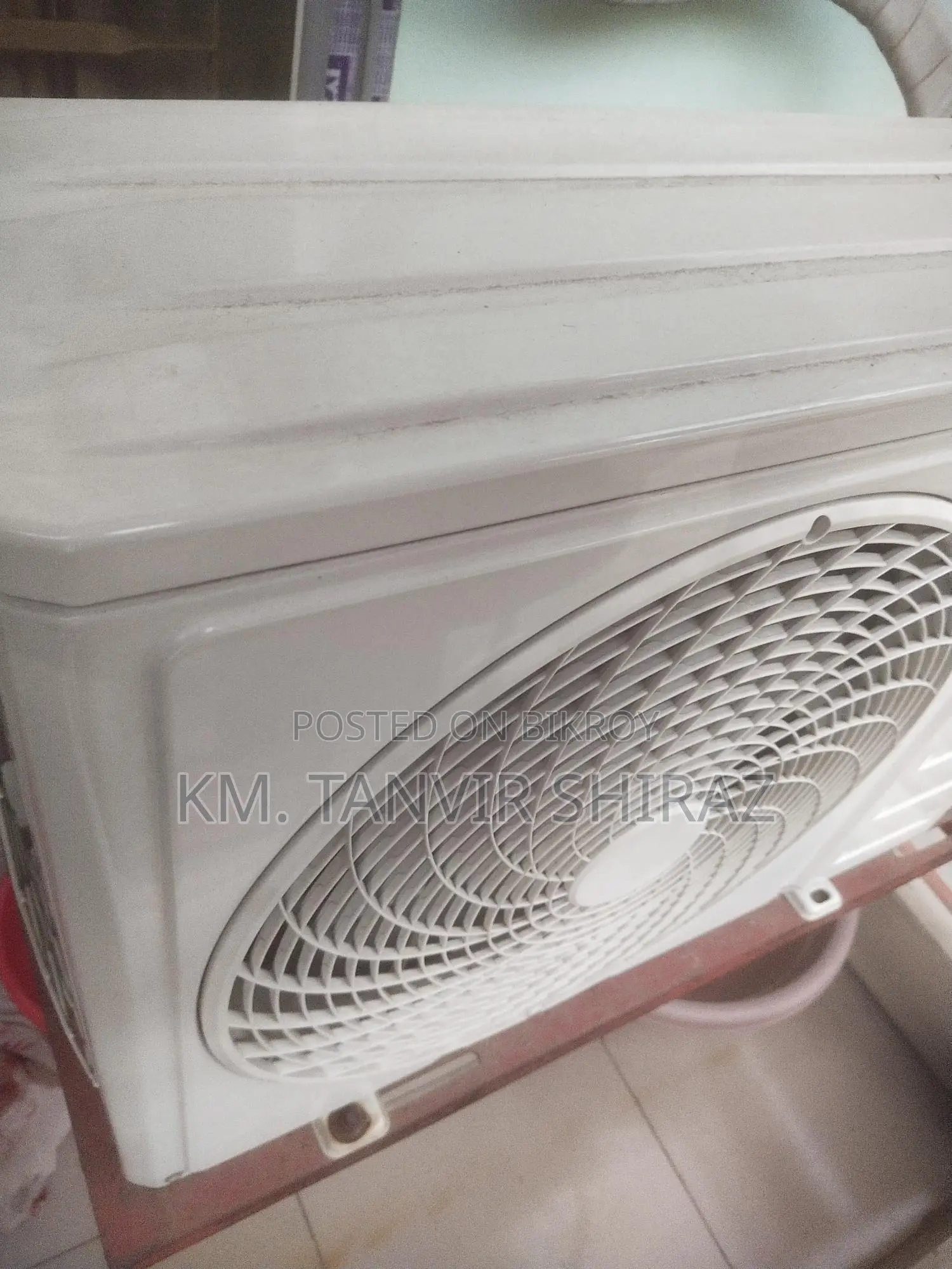 Urgent Sale: Singer 1.5 Ton Inverter AC (Silver)