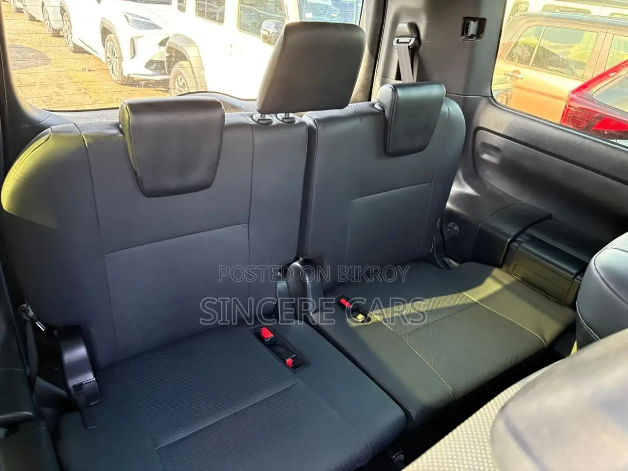 Toyota Esquire GI HYBRID 2021
