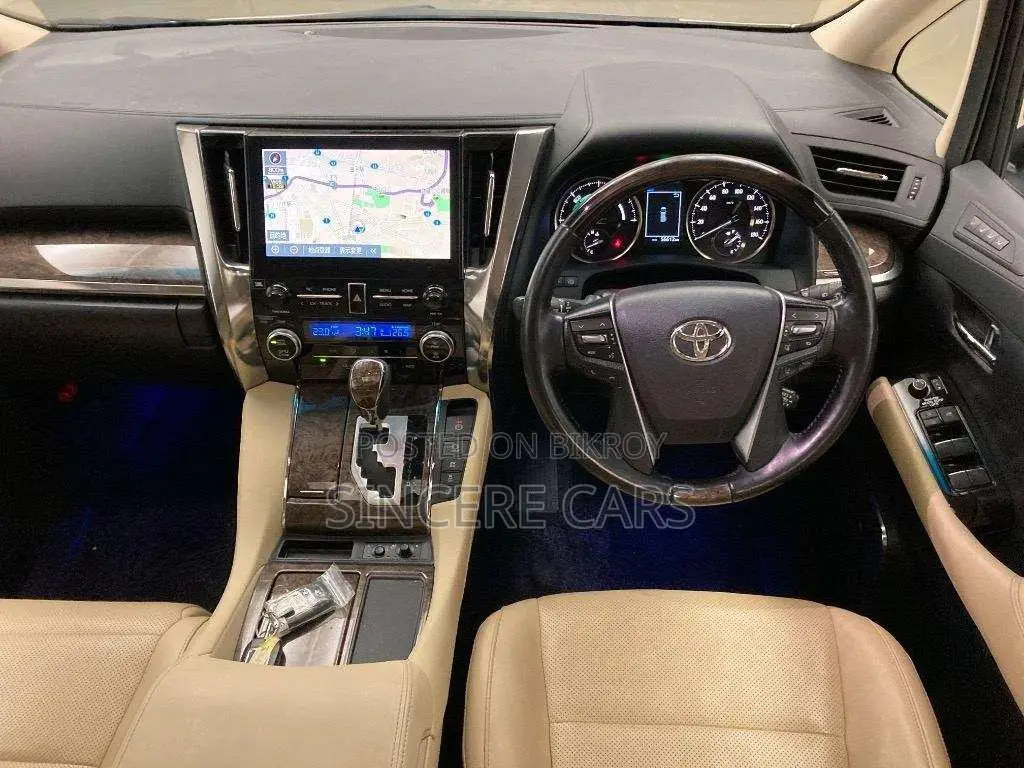 Toyota Alphard EXCUTIVE LOUNGE HYB 2021
