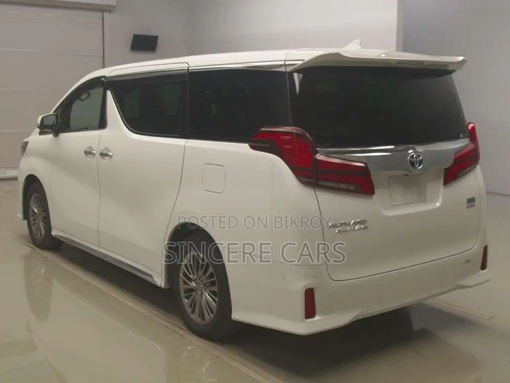 Toyota Alphard EXCUTIVE LOUNGE HYB 2021