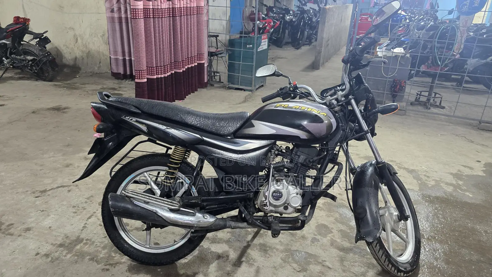 Bajaj Platina 100 সুপার ফ্রেশ 2018