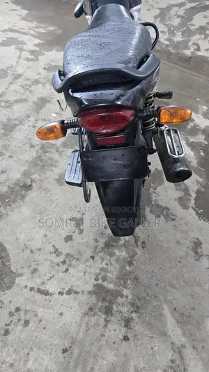 Bajaj Platina 100 সুপার ফ্রেশ 2018
