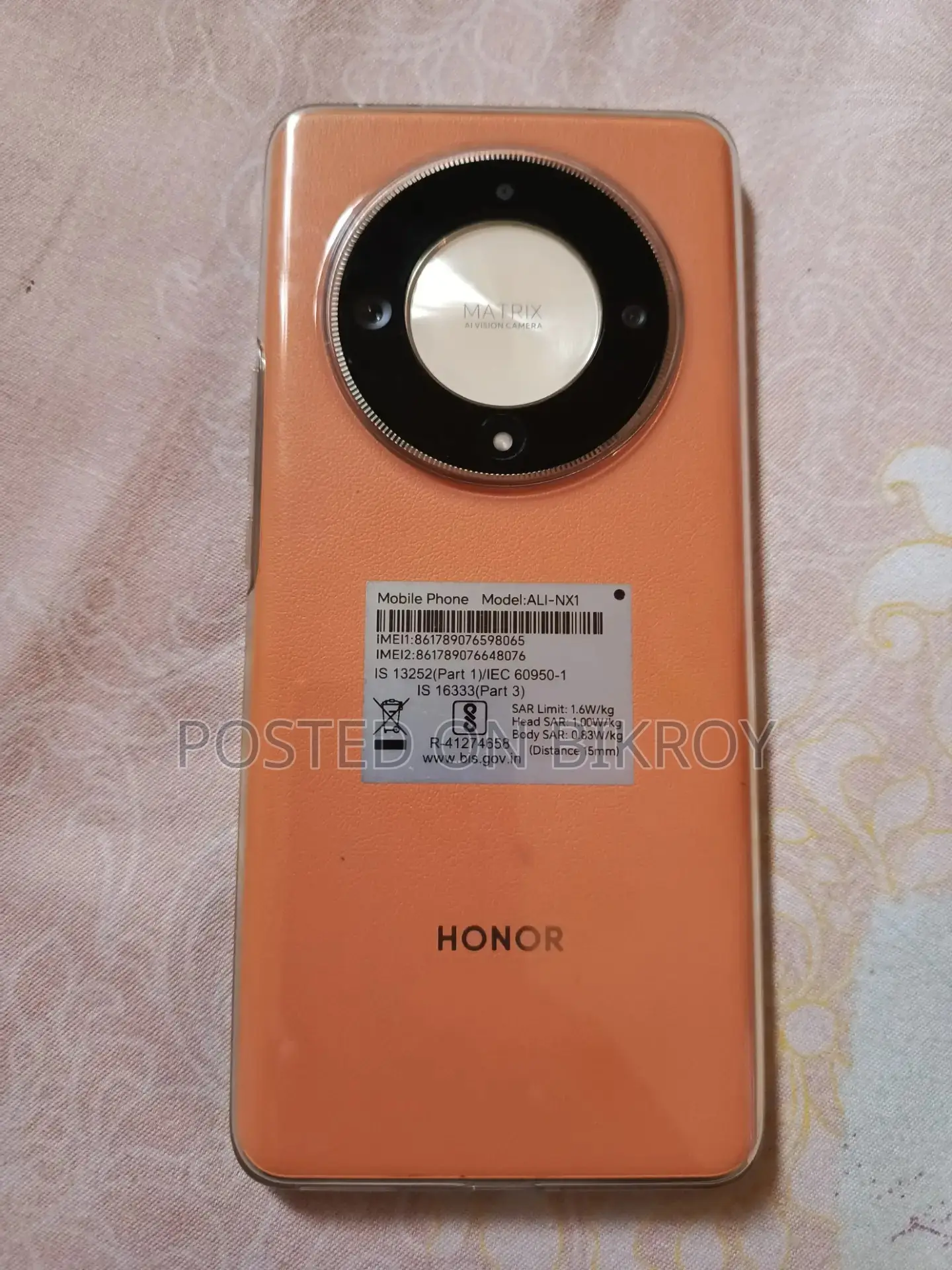 Huawei Honor 8+8=256 gb (Used)