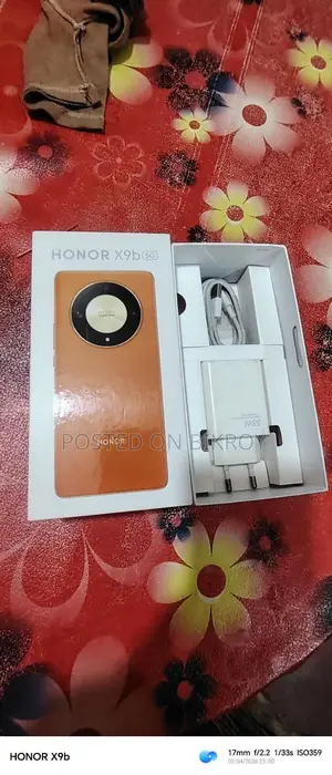 Huawei Honor 8+8=256 gb (Used)