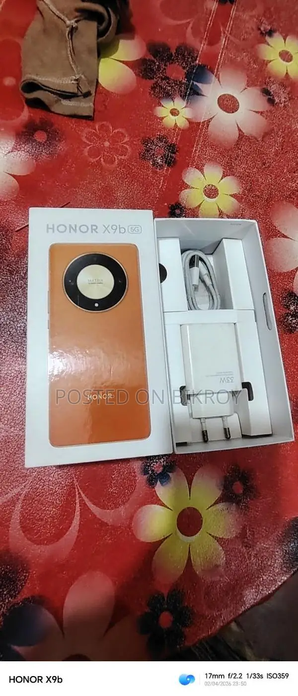 Huawei Honor 8+8=256 gb (Used)