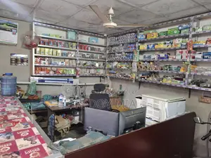 দোকানের ডেকোরেশন এবং মালামাল