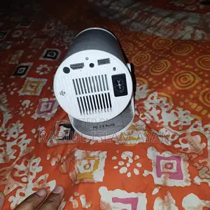 Hy300 প্রজেক্টর