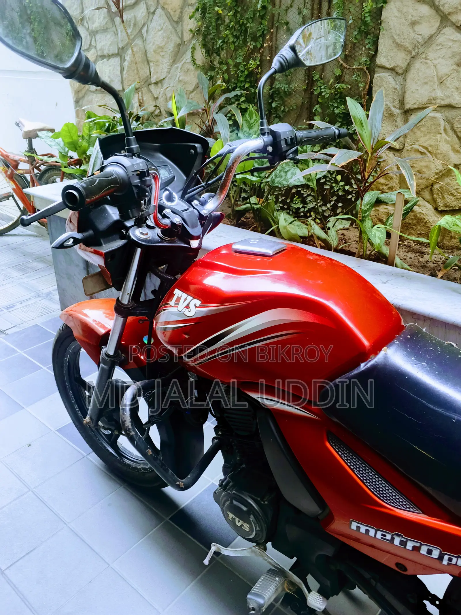 TVS Metro Plus Special 2015
