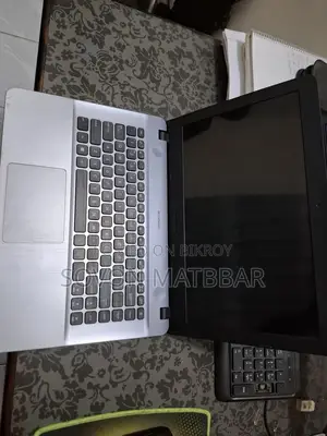 Asus Vivobook x44na 4gb ram 128ssd+500hdd