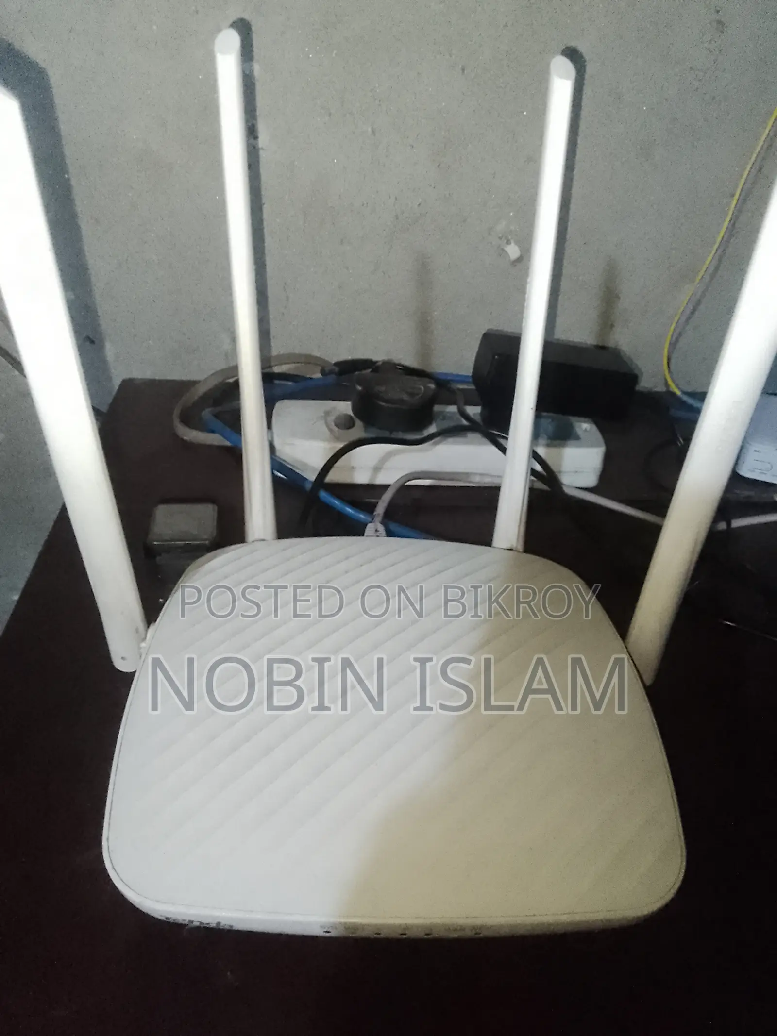 Tenda Router F9
