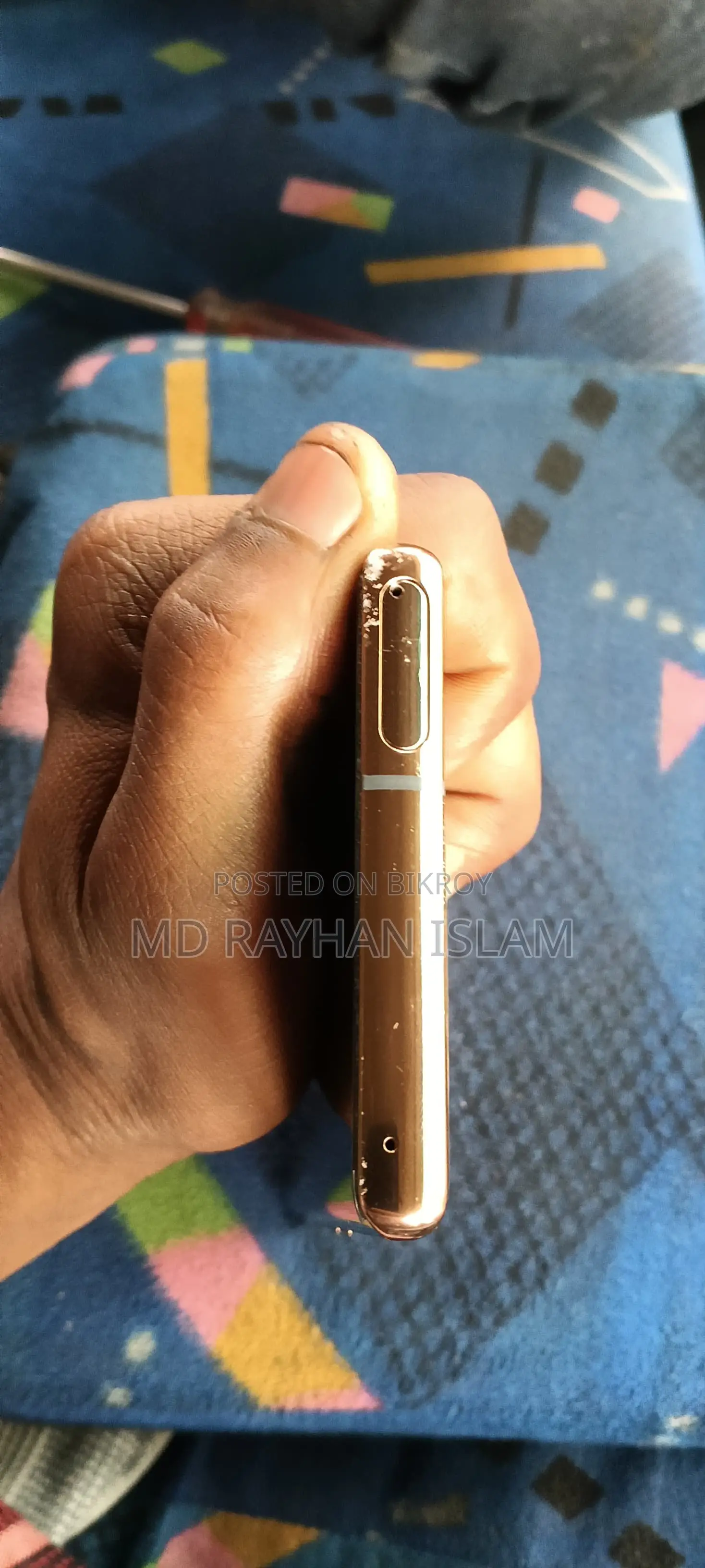 SHARP Arrows F52a (Used)