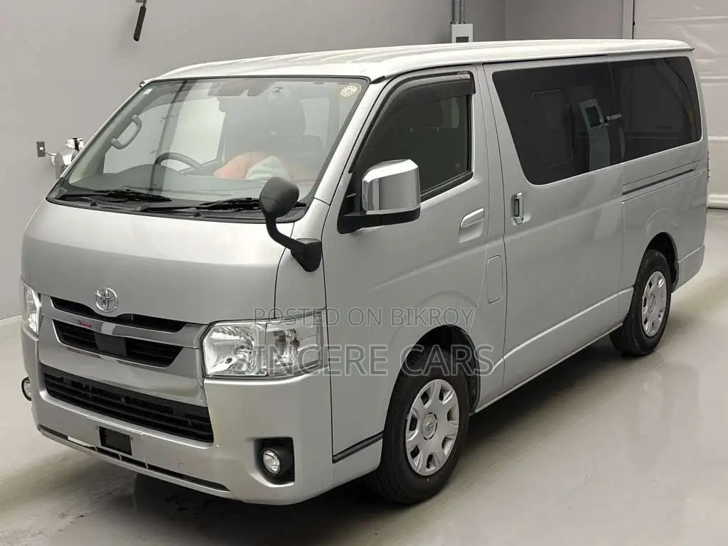 Toyota Hiace SUPER GL KEY START 2020