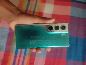 টেকনো ক্যামন ৪০প্রো (ব্যবহৃত)