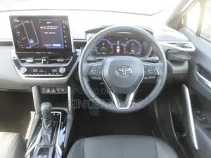 Toyota Corolla Cross Z LEATHER MOONROOF 2024
