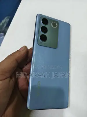 Vivo V27 12-256 (Used)