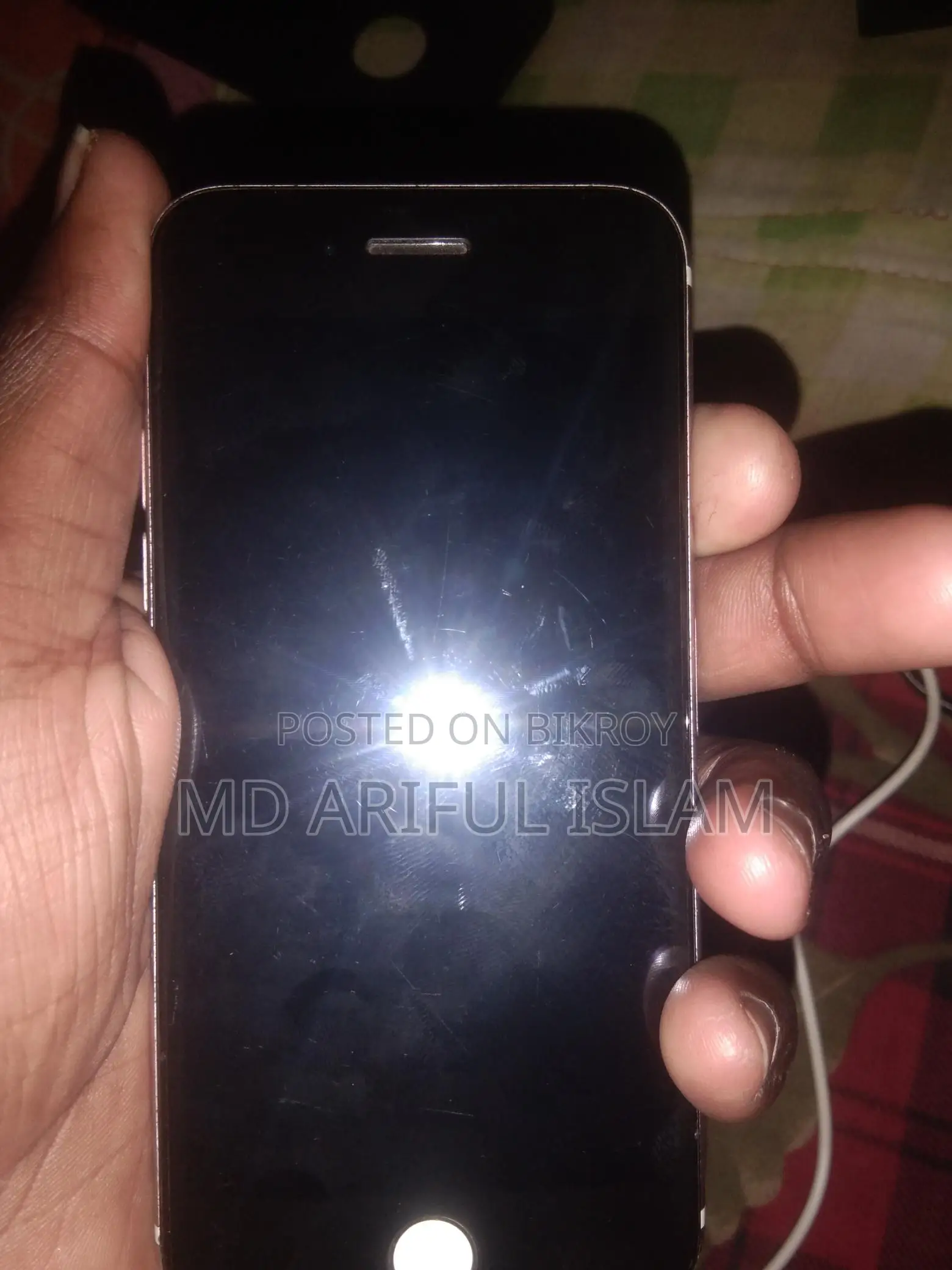 Apple iPhone 7 . (Used)