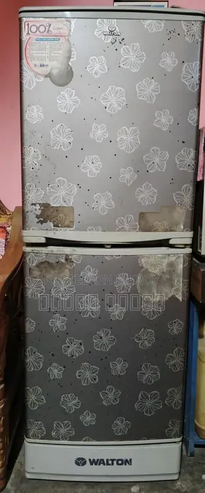 Excellent condition fridge, no issues